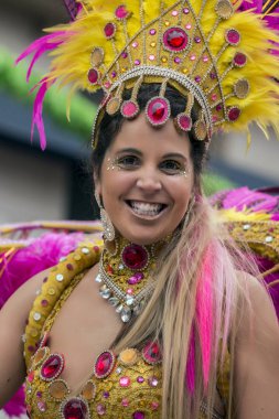 Loule, Portekiz - Şubat 2017: Renkli karnaval (Carnaval) geçit 