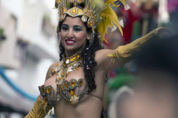 LOULE, PORTOGALLO - FEB 2017: Carnevale colorato (Carnevale) Parade — Foto Stock