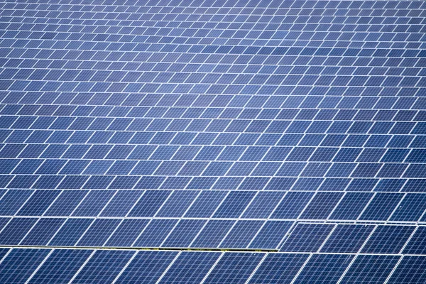 Field of solar panels — Stock Photo, Image