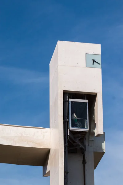 Современный лифт на Синес — стоковое фото