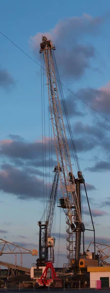 Sines Hafenkrane — Stockfoto