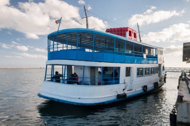 Turistik taşıma gemisi