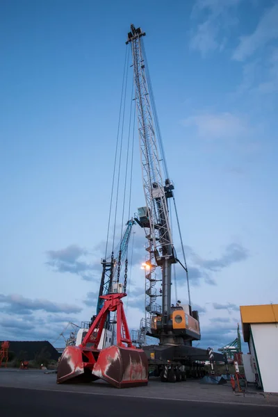 Sines Hafenkrane — Stockfoto