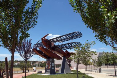 Yineleme deniz uçağı anıt