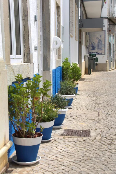 Rua típica do Algarve — Fotografia de Stock