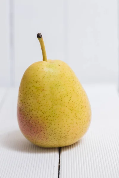 Tasty portuguese pear — Stock Photo, Image