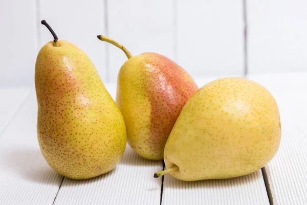 Tasty portuguese pears — Stock Photo, Image