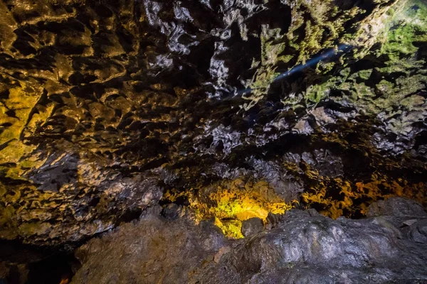 Vulkanische Höhlen von sao vicente — Stockfoto