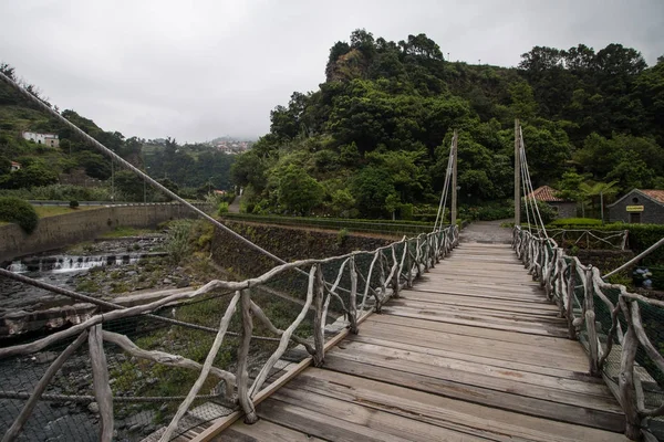 Large wooden bridge — Stock Photo, Image