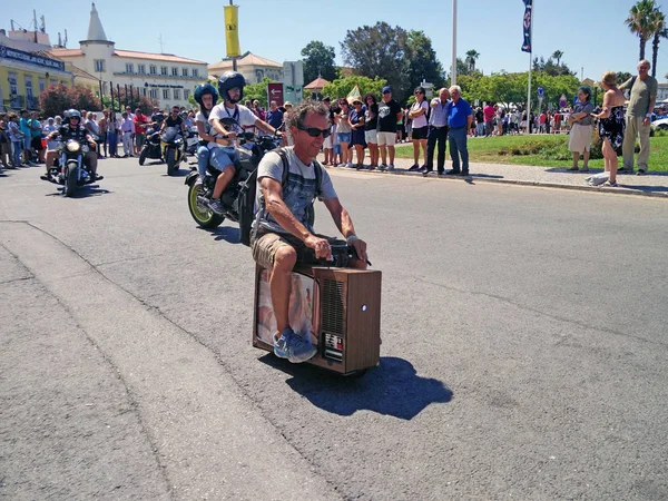 Défilé moto à Faro — Photo