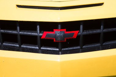 2007 sarı Chevrolet Camaro