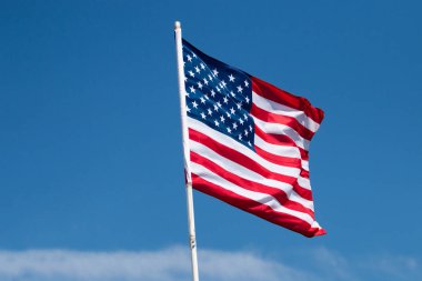 Rüzgarda Amerikan bayrağı