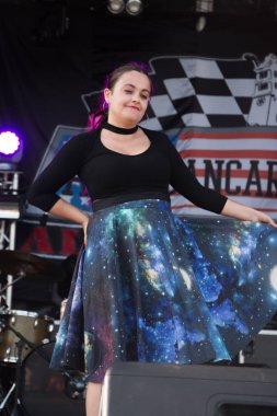 Pinup kız Gothic şık podyum