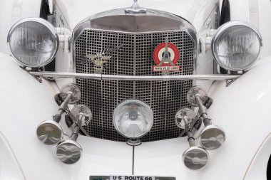 1982 Excalibur Phaeton serisi IV