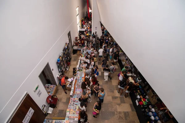 Visitantes em evento Manga & Comic — Fotografia de Stock
