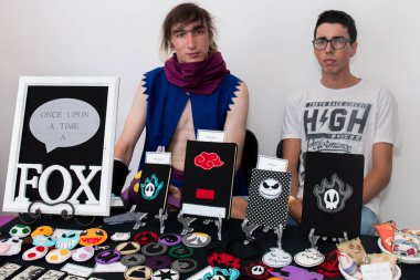 Olay sahipleri alışveriş