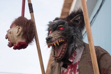 korku kurt adam maskesi