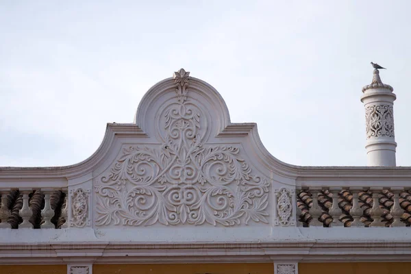 Fachadas decoradas típicas del Algarve — Foto de Stock