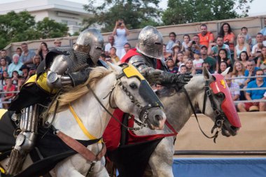 Ortaçağ adil olay gösteri