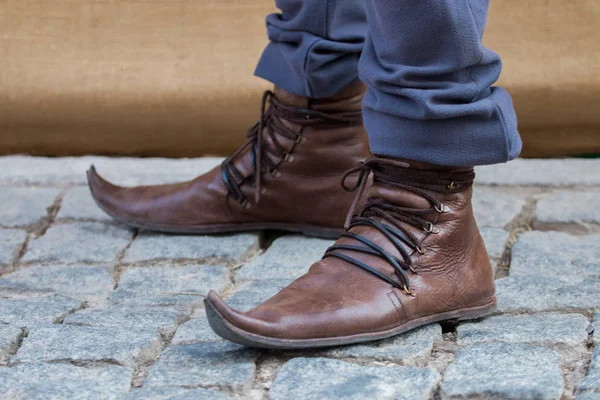 Pointy medieval shoes — Stock Photo, Image