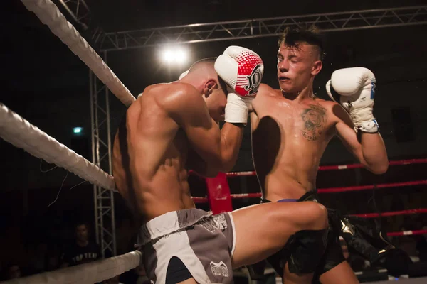 DFC mästerskapet av kickboxning — Stockfoto