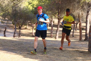 Bir orman iz Runner
