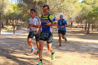 Bir orman iz Runner
