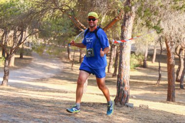 Bir orman iz Runner