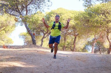 Bir orman iz Runner