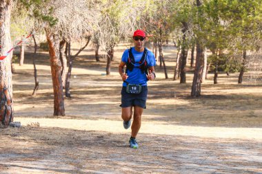 Bir orman iz Runner
