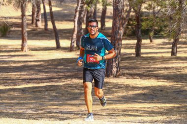 Bir orman iz Runner
