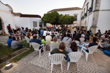 Seyirci Festivali F röportajlarda dinler