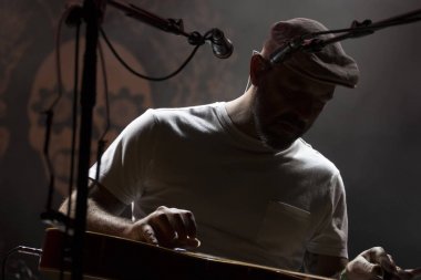 Müzik grubu Frankie Chavez