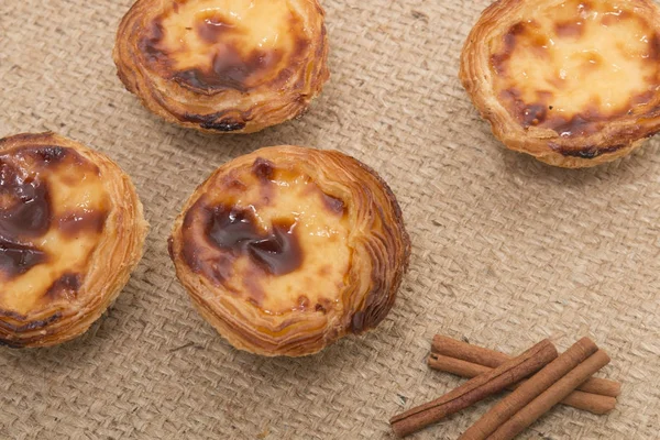 Ünlü Portekizce pasta tart yumurta