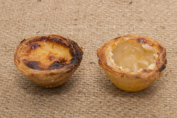 Famous Portuguese egg pastry tart — Stock Photo, Image