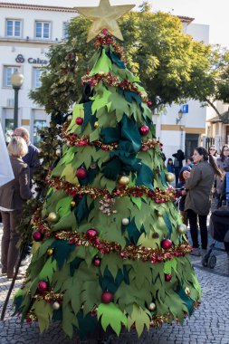 Noel karakter geçit töreni