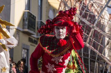 Noel karakter geçit töreni