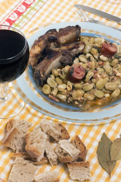 Portugalský faba fazole jídlo — Stock fotografie
