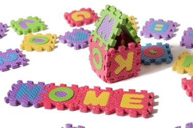 Köpük harf büyük harf bulmaca