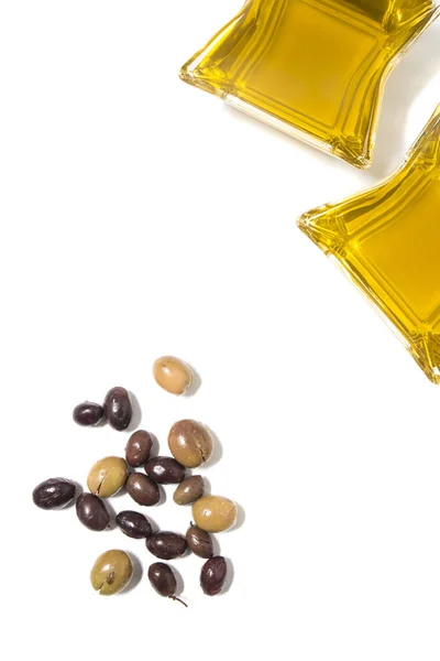 Olivy s olivovým olejem — Stock fotografie
