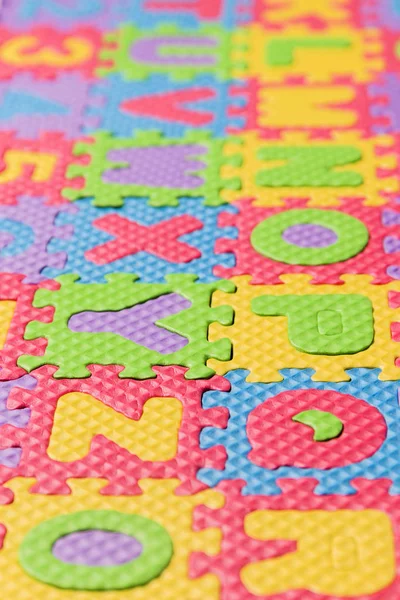 Foam puzzel brief hoofdletters — Stockfoto