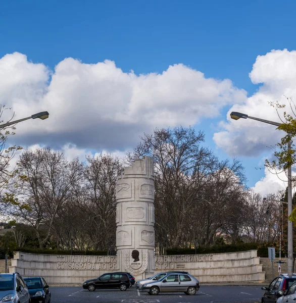 Utsikt Över Monumentet Statyn Stigit Till Minne Duarte Pacheco Statsman — Stockfoto