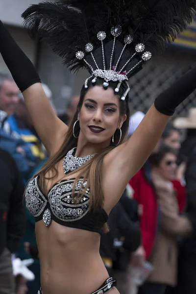 Loule Portugal Febrero 2018 Coloridos Participantes Del Festival Carnaval Ciudad —  Fotos de Stock