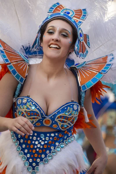 Loule Portugal Febrero 2018 Coloridos Participantes Del Festival Carnaval Ciudad —  Fotos de Stock