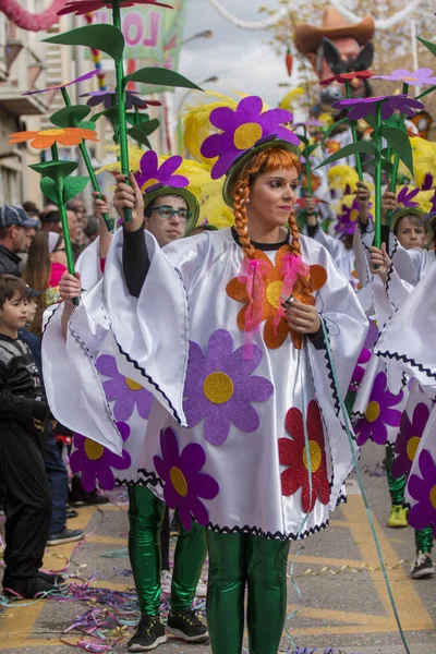 Loule Portogallo Feb 2018 Partecipanti Variopinti Festival Carnevale Nella Città — Foto Stock