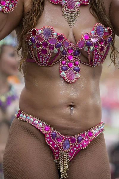 Färgglada Carnival Carnaval Parade Festival Famel Deltagare Dansar — Stockfoto