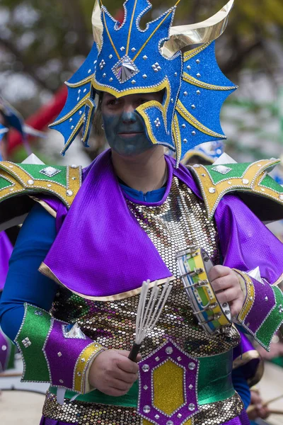 Loule Portugalia Luty 2018 Kolorowe Parady Karnawałowe Uczestnik Festiwalu Miasto — Zdjęcie stockowe