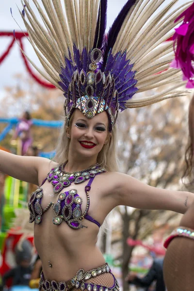Loule Portugal Feb 2018 Farbenfrohe Karnevalsumzugsteilnehmer Auf Loule City Portugal — Stockfoto