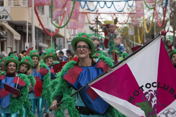 Loule Portogallo Feb 2018 Carnevale Colorato Carnevale Partecipanti Festival Parade — Foto Stock