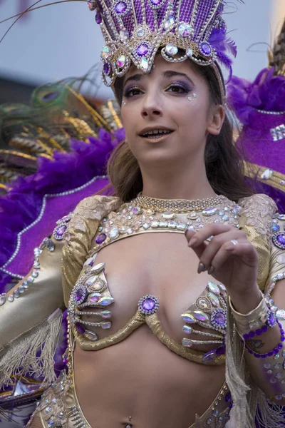 Loule Portogallo Feb 2018 Carnevale Colorato Carnevale Partecipanti Festival Parade — Foto Stock